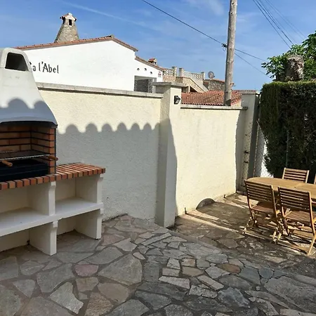 Semesterbostad Haus Oca